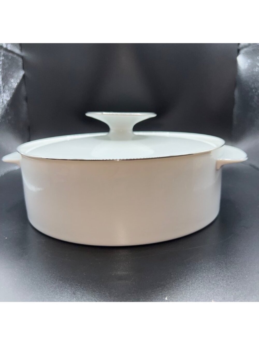 White Porcelain Round Casserole Dish With Lid Silver Trimmed Thomas Germany VTG - Picture 2 of 9